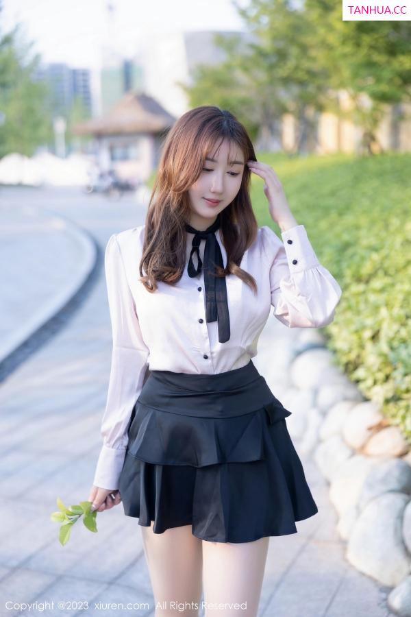 江真真  [XiuRen]高清写真图 2023.05.11 No.6721 江真真 丝袜美臀第17张图片